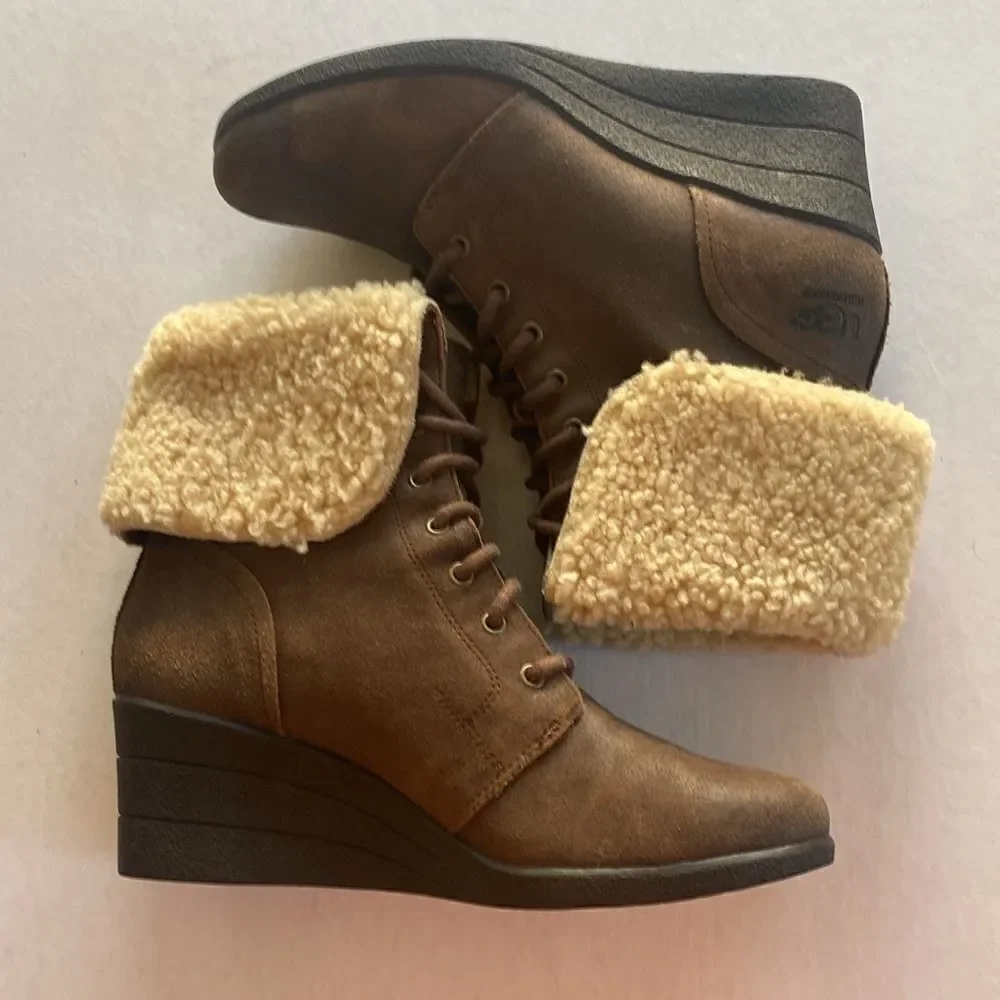 UGG women’s brown